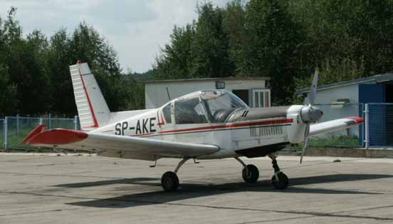 
Zlin Z42 M, tail number SP-AKE (nr 0170).