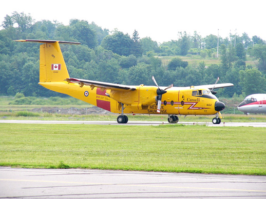
A CC-115 Buffalo of 442 Transport & Rescue Squadron