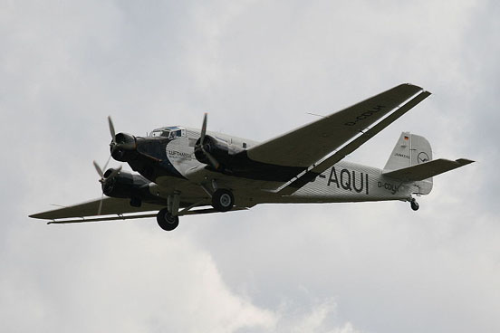 
Ju 52/3mg2e (Wk-Nr 5489) in flight, showing the 