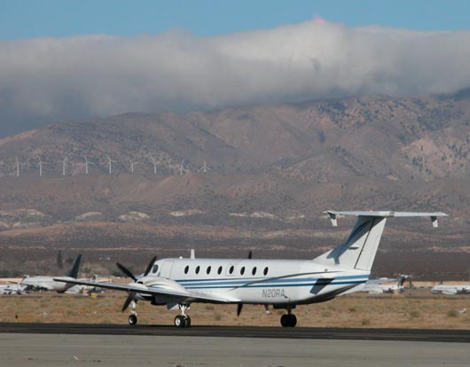 
A USAF-owned Beechcraft 1900C (UB-42) taxis at Mojave Spaceport on February 1, 2007.