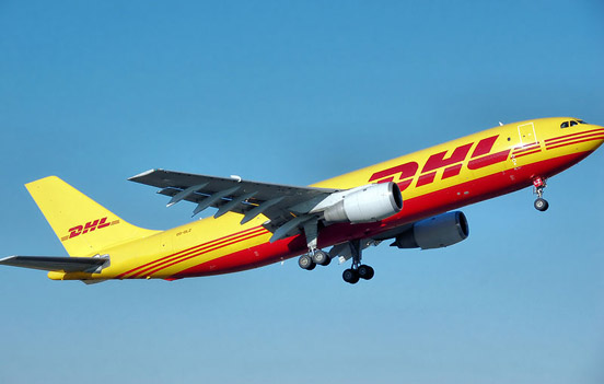
DHL A300B4-200 takes off.