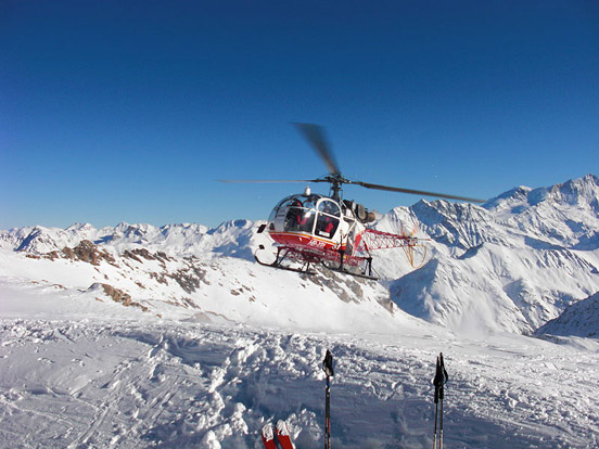 
Air Glaciers SA-315 B Lama approaching Cabane Becs de Bosson at 2983m, canton Valais