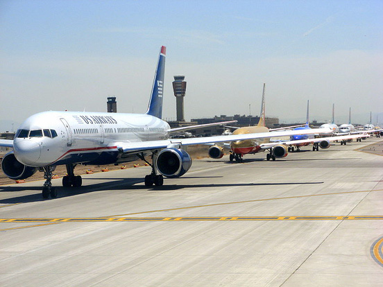 
Taxiing aircraft at Phoenix Sky Harbor International Airport, United States
