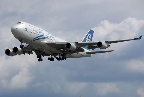 
Air New Zealand 747-400