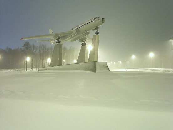 
A Tu-104 near Vnukovo Airport