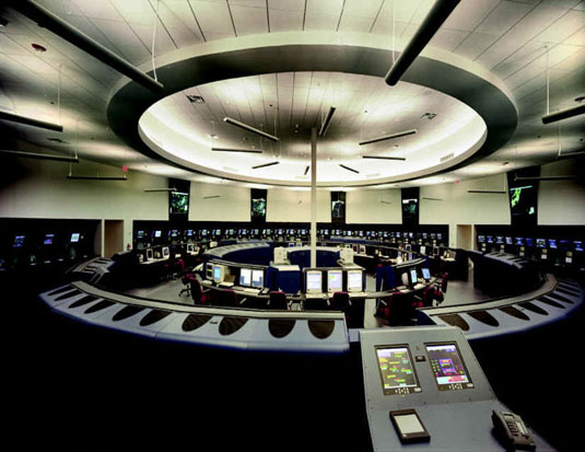 
The inside of the Potomac TRACON.