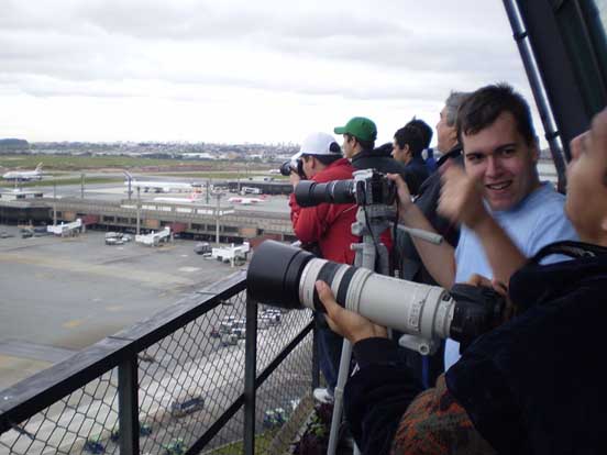 
Spotters at São Paulo/Guarulhos International Airport control tower.