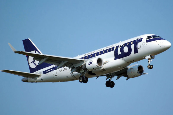 
LOT Polish Airlines E-170 (2007)