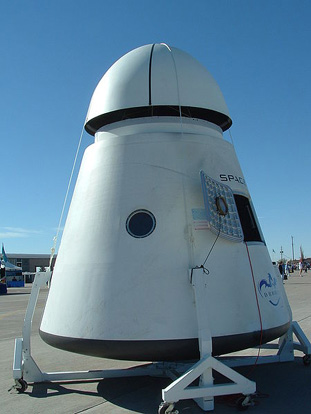 
A Dragon capsule structural test article at the 2007 X-Prize Cup